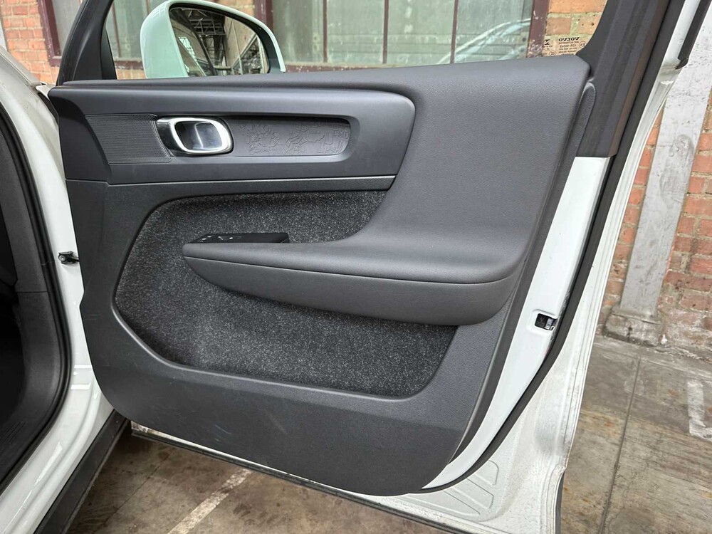 Volvo XC40 1.5 T2 Momentum Core 129hp 2020, K-978-DX