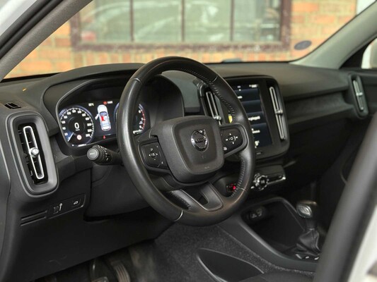 Volvo XC40 1.5 T2 Momentum Core 129pk 2020, K-978-DX