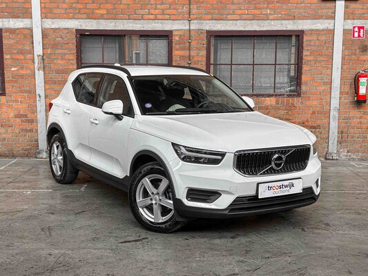 Volvo XC40 1.5 T2 Momentum Core 129pk 2020, K-978-DX