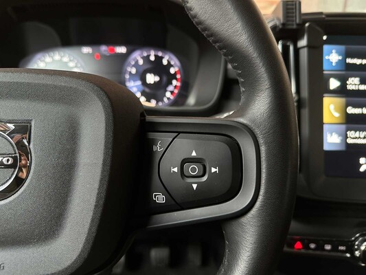 Volvo XC40 1.5 T2 Momentum Core 129pk 2020, K-978-DX