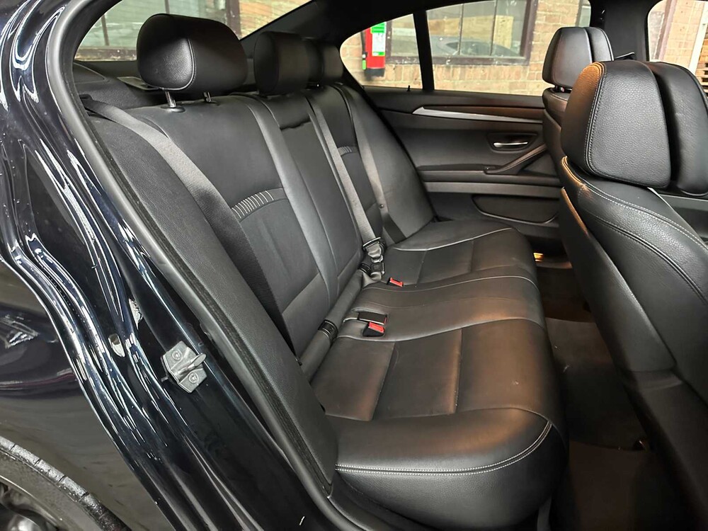 BMW 528i High Executive 245PS 2015, GK-521-L