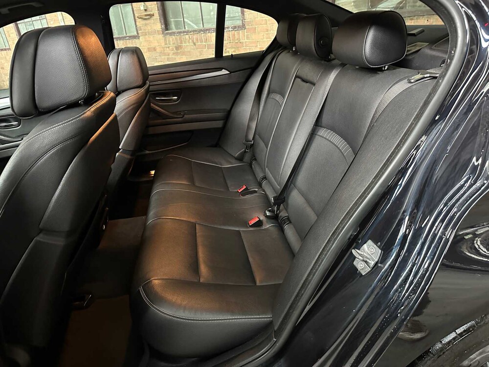 BMW 528i High Executive 245PS 2015, GK-521-L