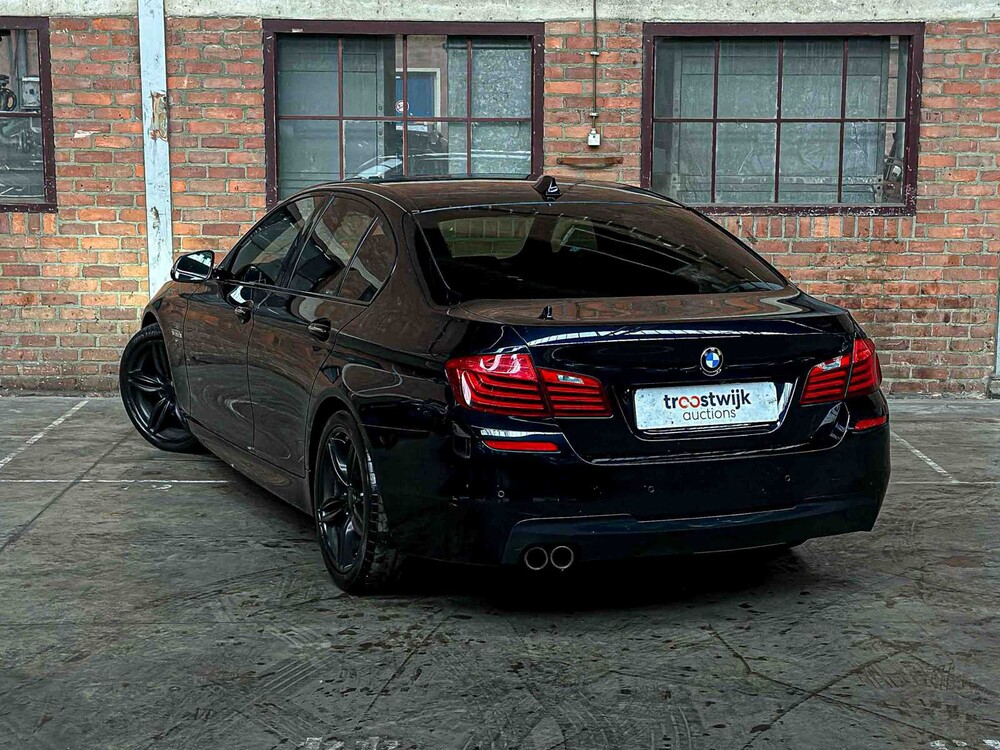 BMW 528i High Executive 245PS 2015, GK-521-L