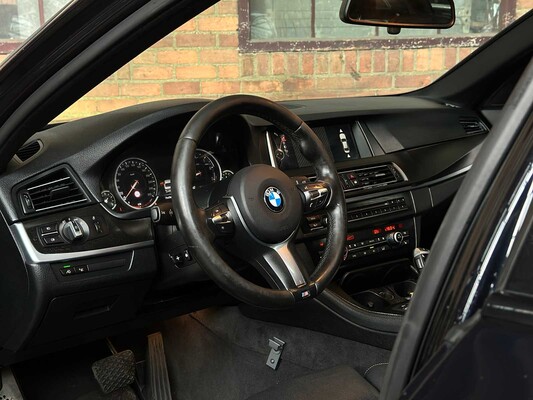 BMW 528i High Executive 245pk 2015, GK-521-L