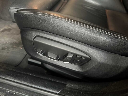 BMW 528i High Executive 245pk 2015, GK-521-L
