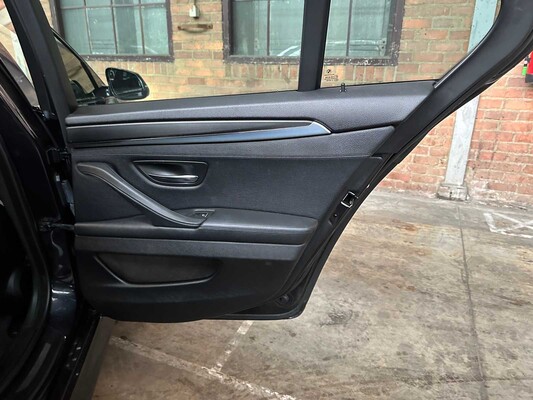 BMW 528i High Executive 245pk 2015, GK-521-L
