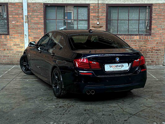 BMW 528i High Executive 245pk 2015, GK-521-L