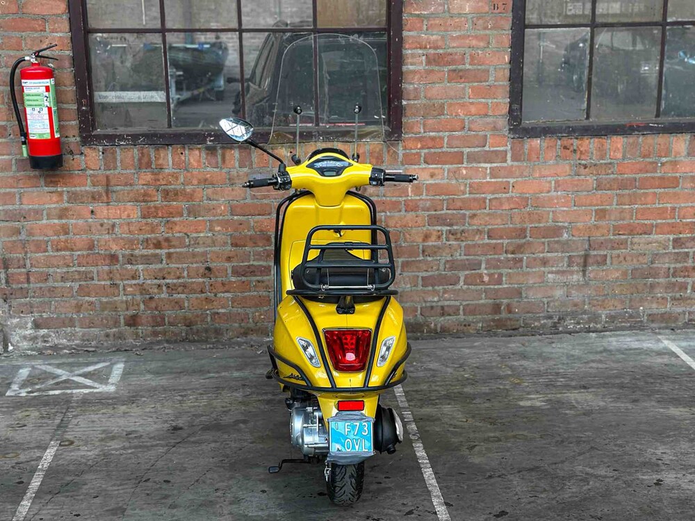 Vespa Sprint 4T Piaggio 2015, F-730-VL Motorroller 
