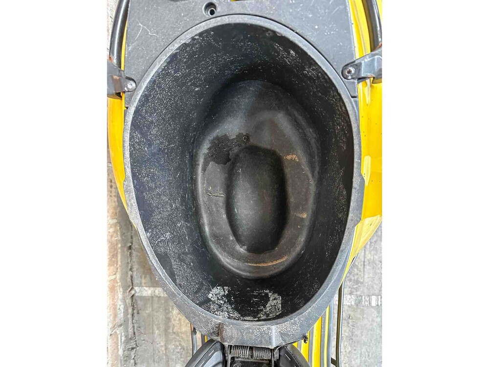 Vespa Sprint 4T Piaggio 2015, F-730-VL Motorroller 