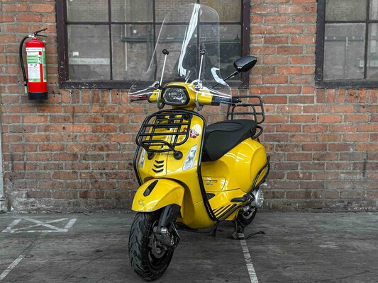 Vespa Sprint 4T Piaggio 2015, F-730-VL Scooter 