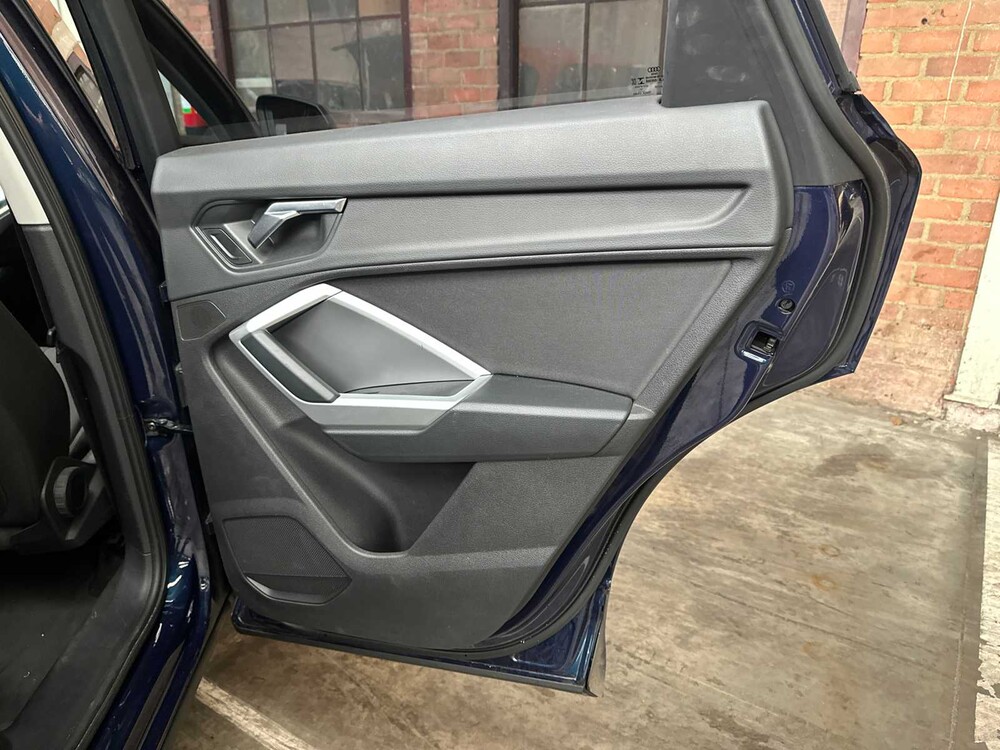 Audi Q3 35 TFSI Business Edition 150PS 2020, H-988-RB1