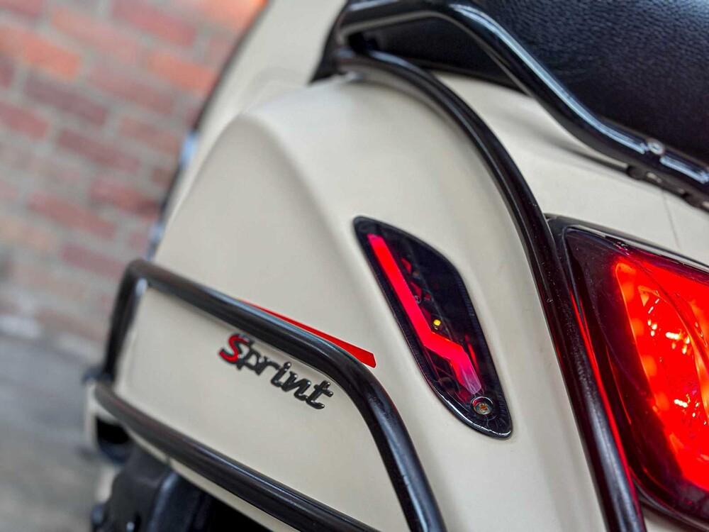 Vespa Sprint 4T Piaggio 2015, DDN-53-B Motorroller