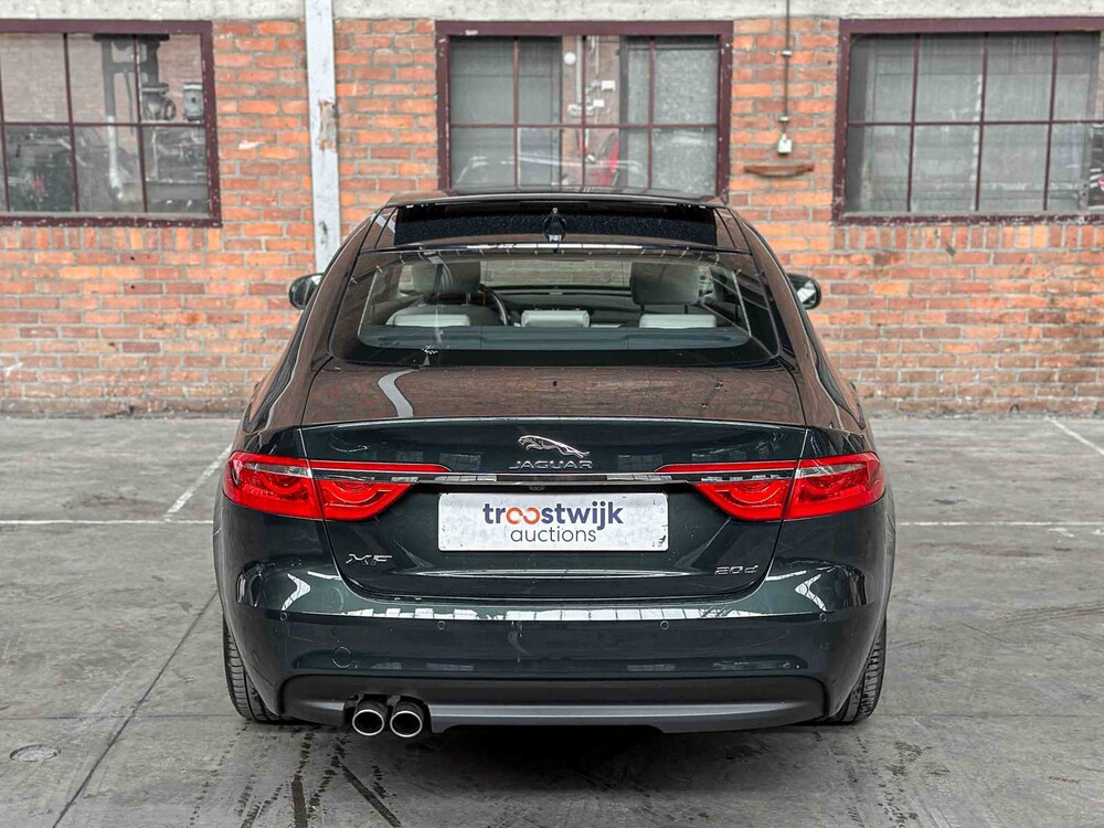 Jaguar XF 2.0d Portfolio 179PS 2017, ND-065-G