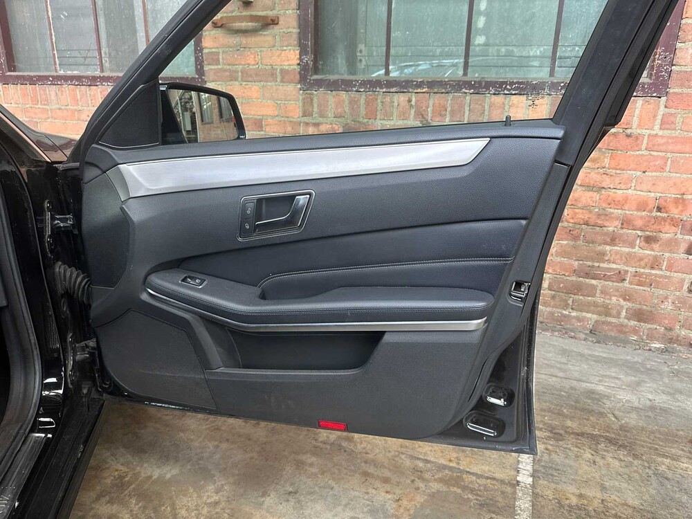 Mercedes-Benz E200 BlueTEC Ambition 136PS 2015 E-Klasse, NP-203-H