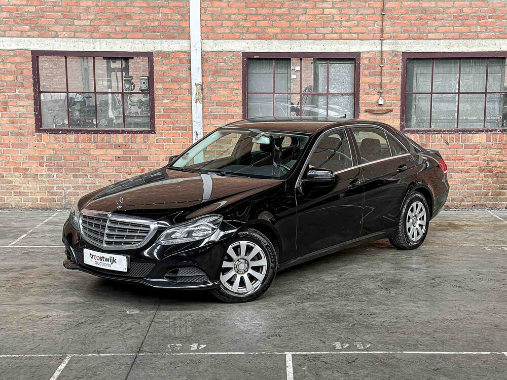 Mercedes-Benz E200 BlueTEC Ambition 136PS 2015 E-Klasse, NP-203-H