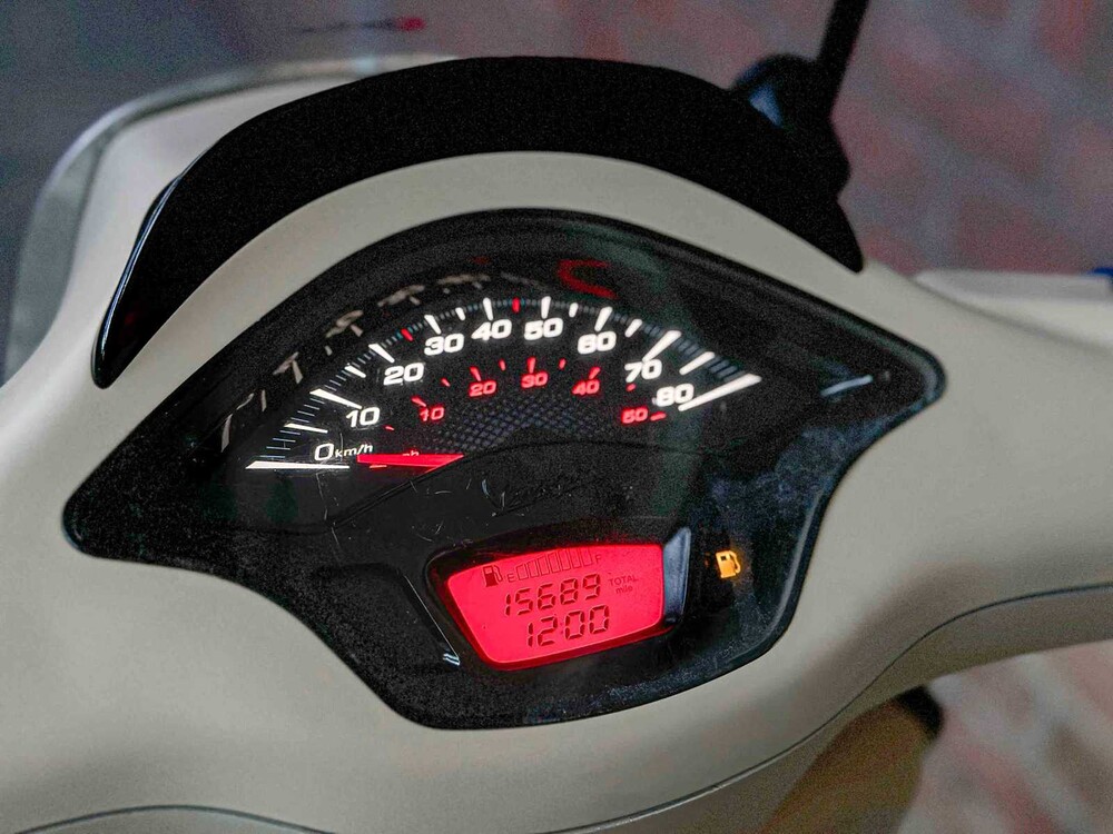 Vespa Sprint 4T Piaggio 2015, DDN-53-B Motorroller