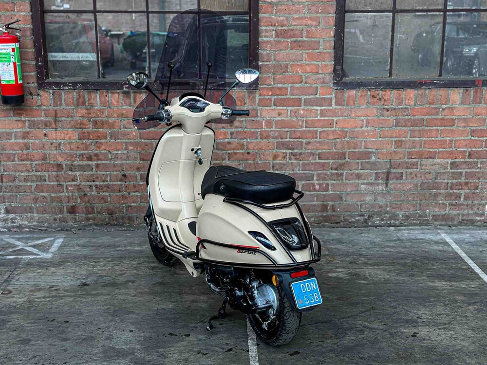Vespa Sprint 4T Piaggio 2015, DDN-53-B Motorroller