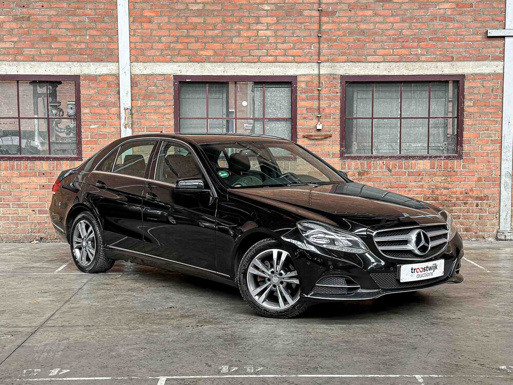 Mercedes-Benz E200 BlueTEC Ambition Avantgarde 136PS 2015 E-Klasse, KJ-641-X