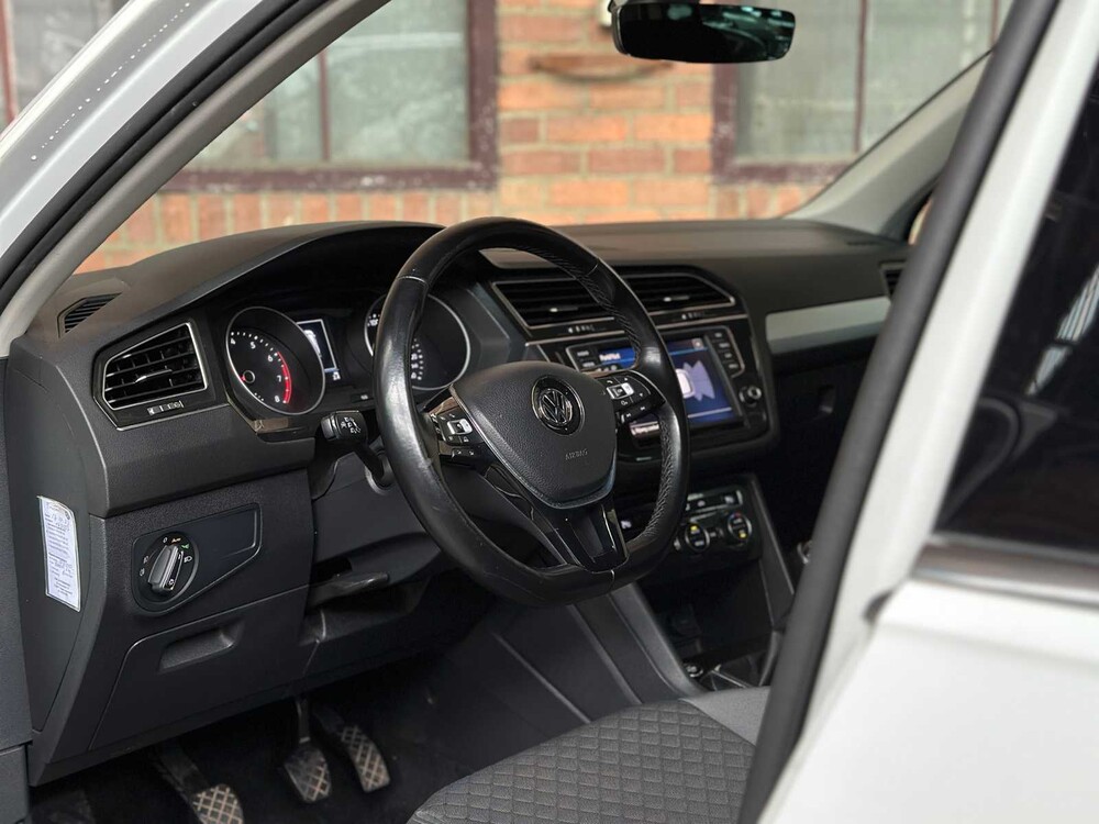 Volkswagen Tiguan 1.4 TSI Comfortline Business 125PS 2017, L-861-PS
