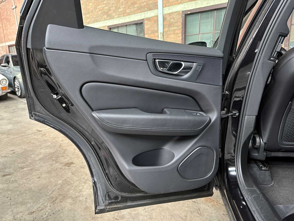 Volvo XC60 2.0 D4 AWD Momentum 190PS 2017, P-666-DB