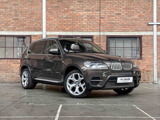 BMW X5 xDrive35i High Executive E70 306PS 2012, 83-TGT-5