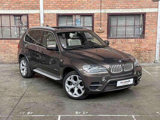 BMW X5 xDrive35i High Executive E70 306PS 2012, 83-TGT-5