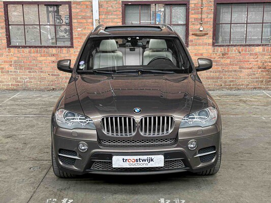 BMW X5 xDrive35i High Executive E70 306PS 2012, 83-TGT-5