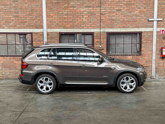 BMW X5 xDrive35i High Executive E70 306PS 2012, 83-TGT-5