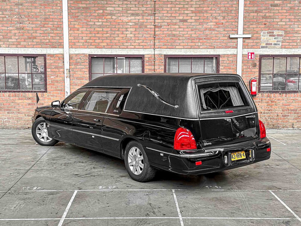 Lincoln Superior Coach Begrafenisauto Town Car 242pk 2009, 43-HRN-4 Youngtimer