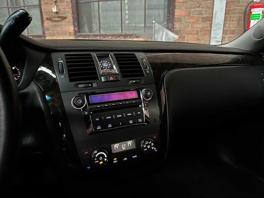 Cadillac DTS Superior Coach Begrafenisauto 305pk 2011, PP-415-P