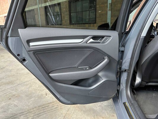 Audi A3 Limousine 1.5 TFSI CoD Sport Sport S Line Edition 150pk 2018, K-205-LS