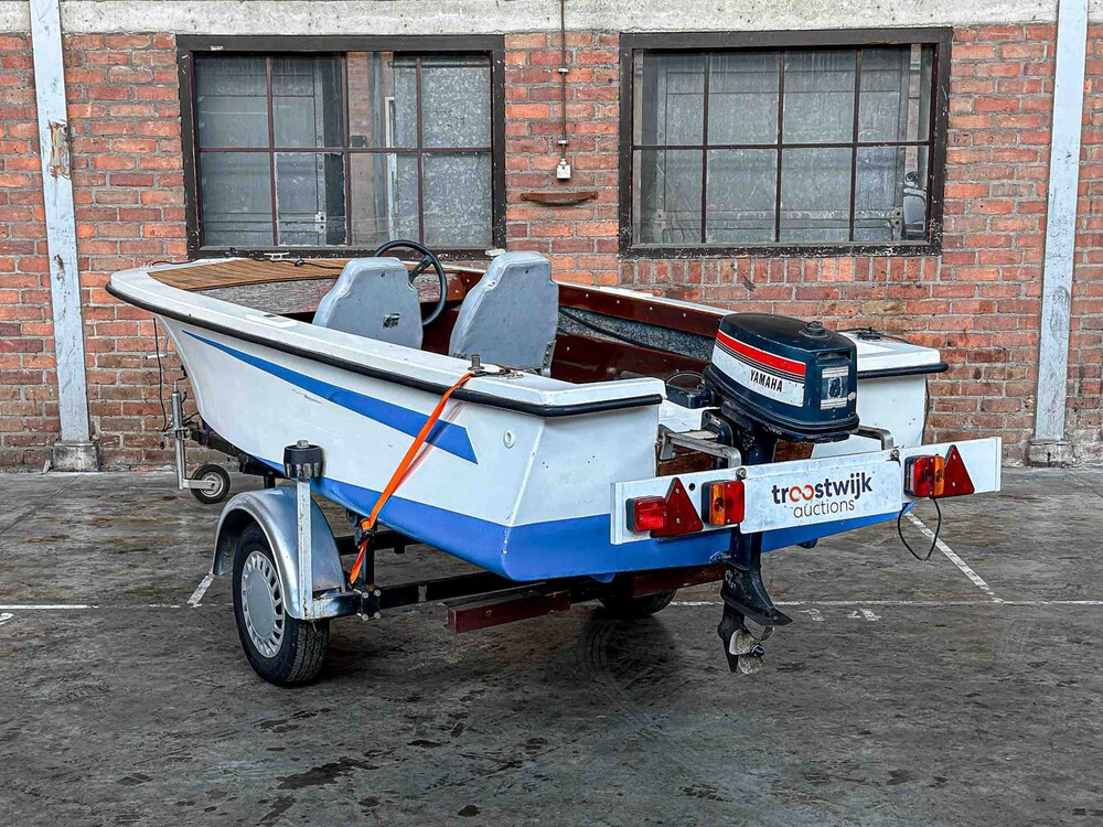 Boot Sloep 8pk + Trailer