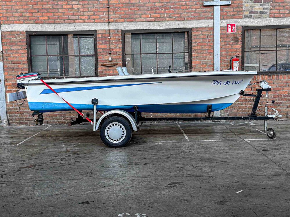 Boot Sloep 8pk + Trailer