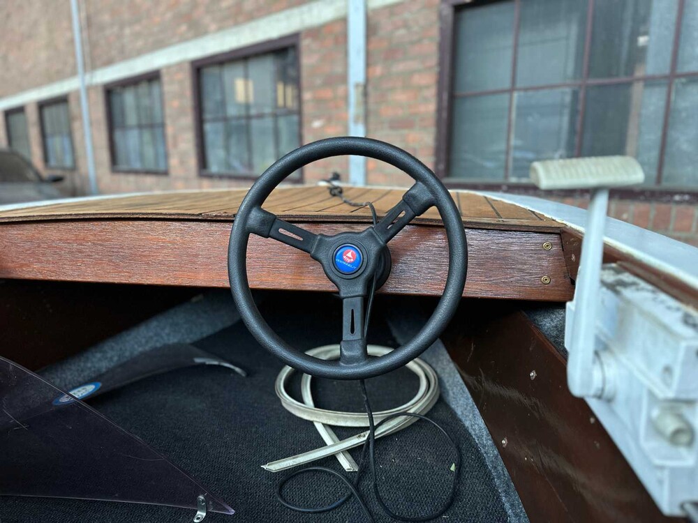 Boot Sloep 8pk + Trailer