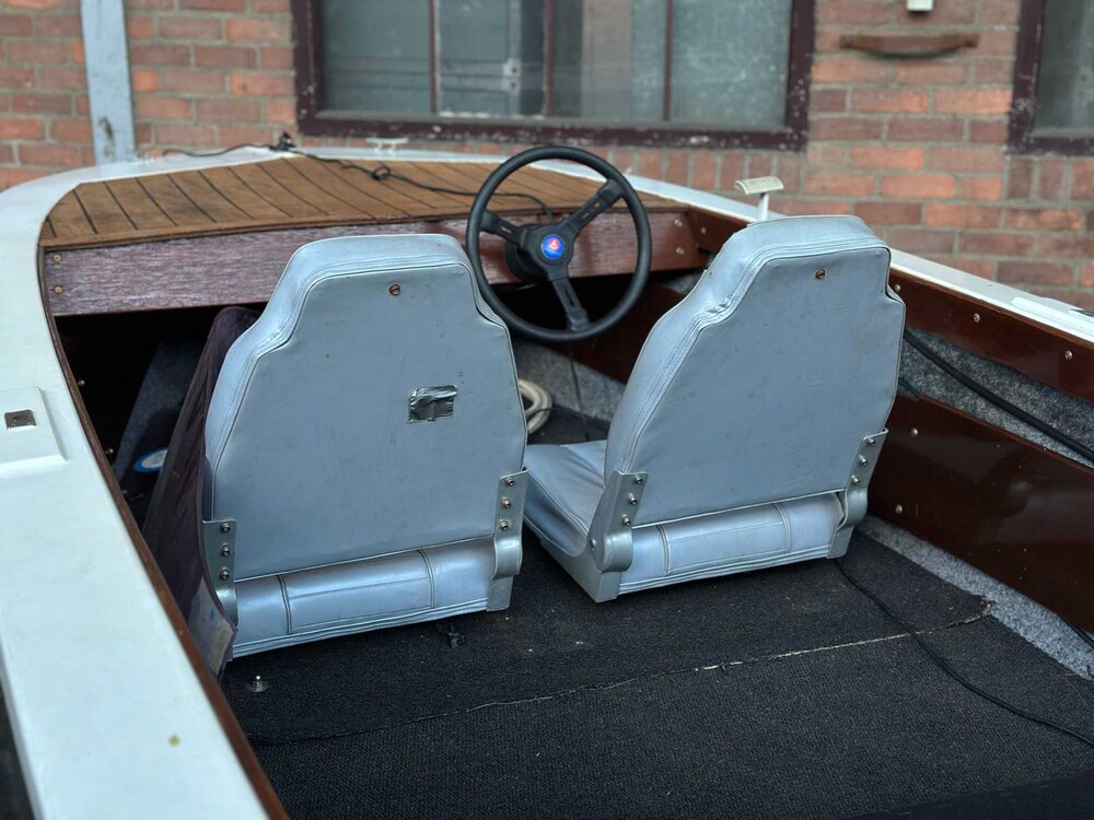 Boot Sloep 8pk + Trailer