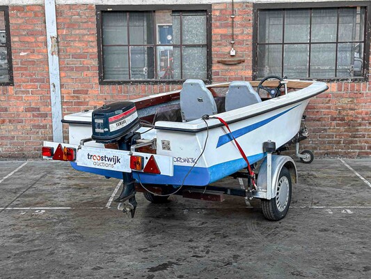 Boot Sloep 8pk + Trailer