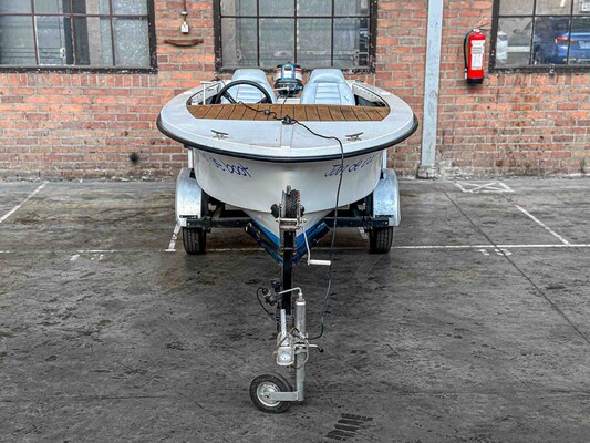 Boot Sloep 8pk + Trailer