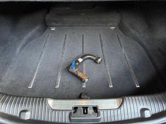 Jaguar XJ 3.0 V6D Portfolio 275pk 2012, 70-XSG-8