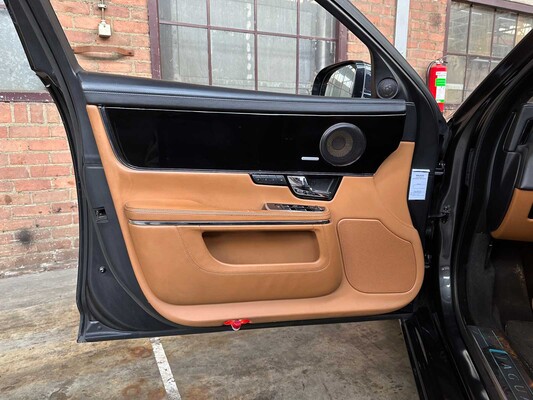 Jaguar XJ 3.0 V6D Portfolio 275pk 2012, 70-XSG-8