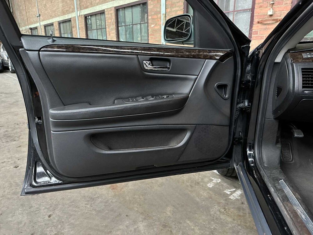 Cadillac DTS Superior Coach Begrafenisauto 305pk 2011, PP-415-P