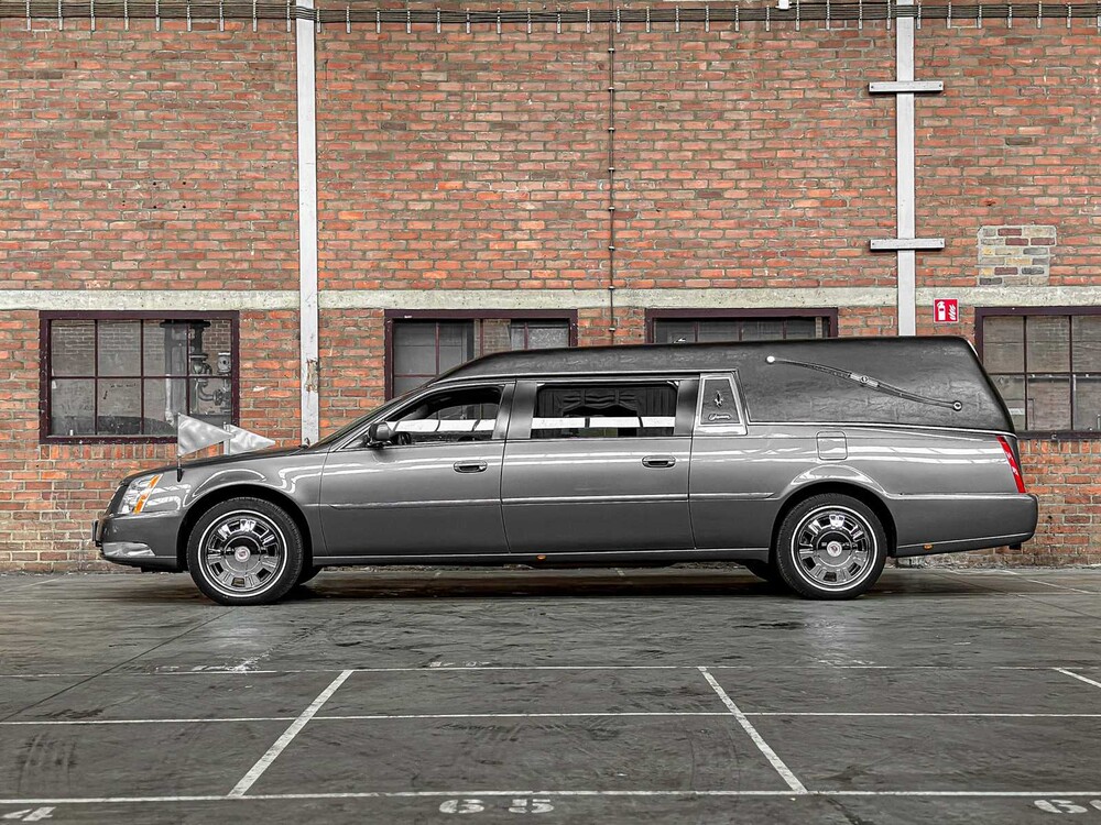 Cadillac DTS Superior Coach Begrafenisauto 305pk 2011, PP-415-P
