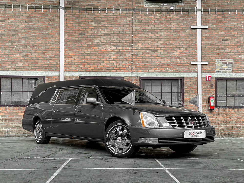 Cadillac DTS Superior Coach Begrafenisauto 305pk 2011, PP-415-P