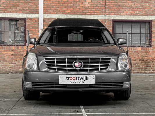 Cadillac DTS Superior Coach Begrafenisauto 305pk 2011, PP-415-P