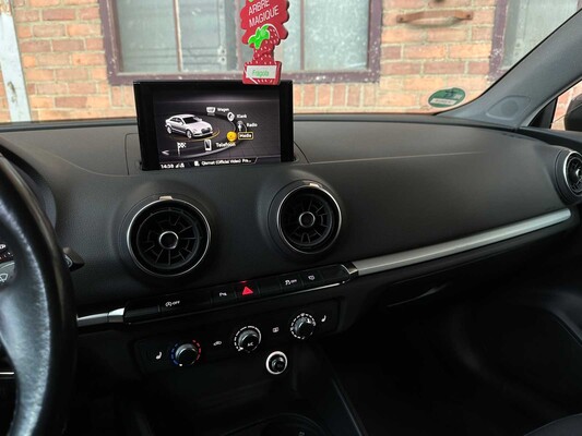 Audi A3 Limousine 1.5 TFSI CoD Sport Sport S Line Edition 150pk 2018, K-205-LS