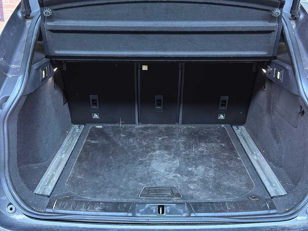 Jaguar F-PACE 2.0 Portfolio AWD 20d 2016 (origineel Nederlands)