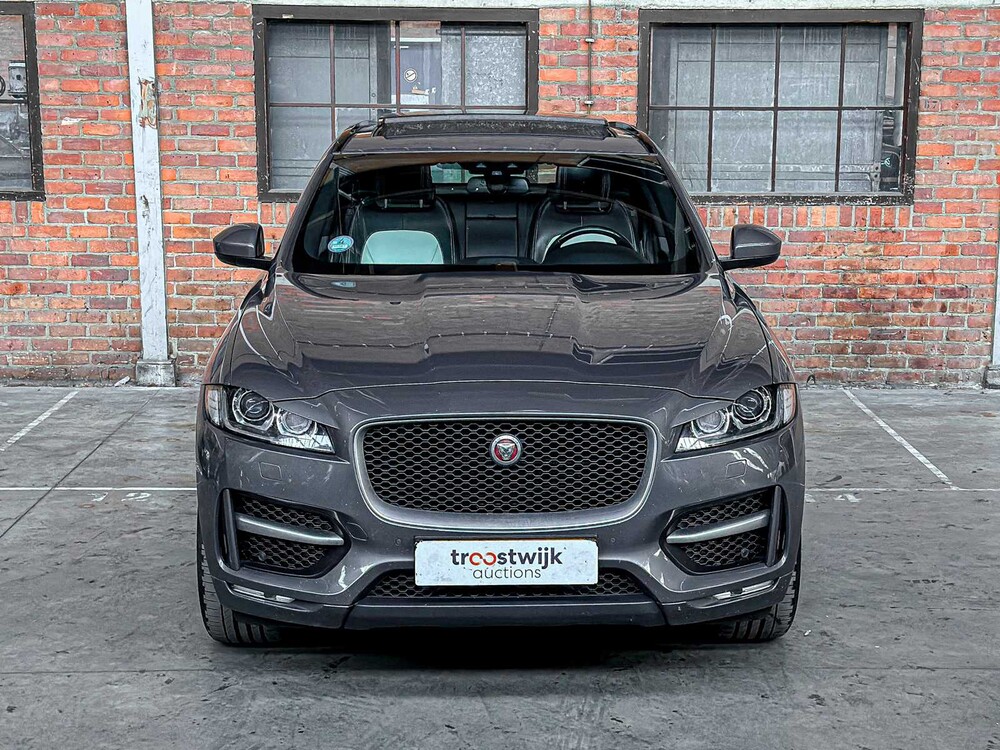 Jaguar F-PACE 2.0 Portfolio AWD 20d 2016 (origineel Nederlands)
