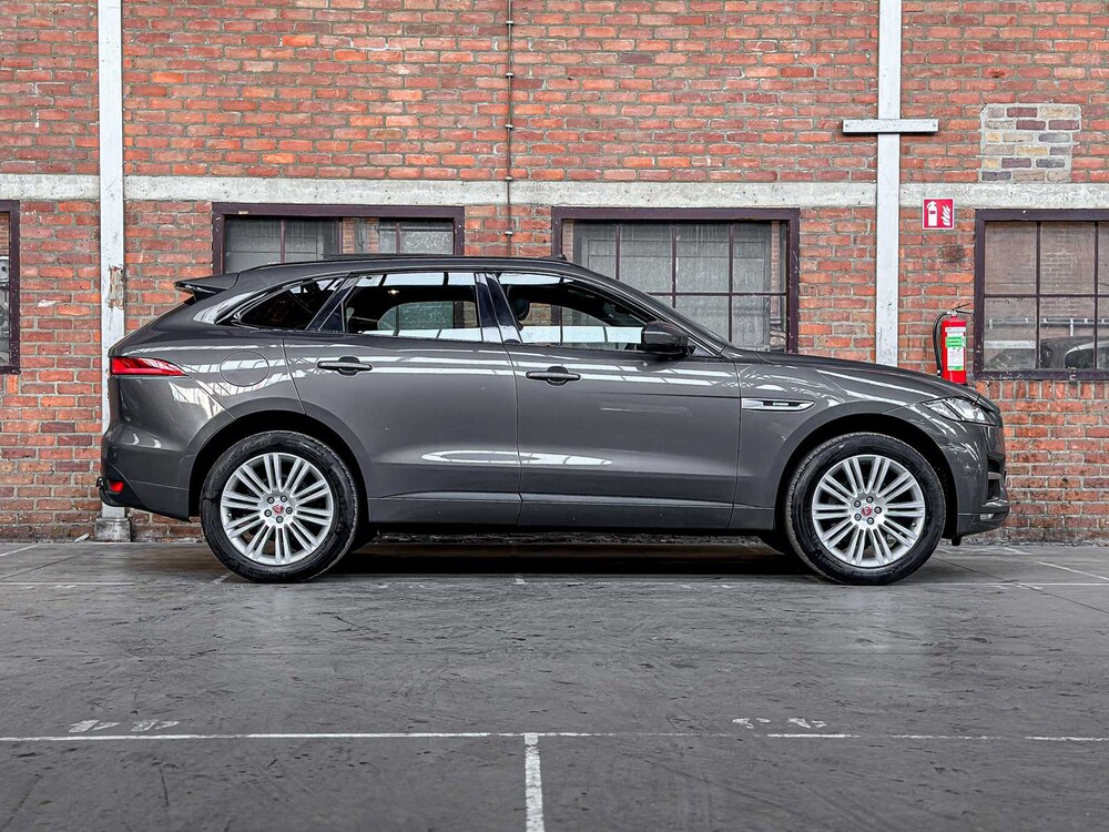 Jaguar F-PACE 2.0 Portfolio AWD 20d 2016 (origineel Nederlands)