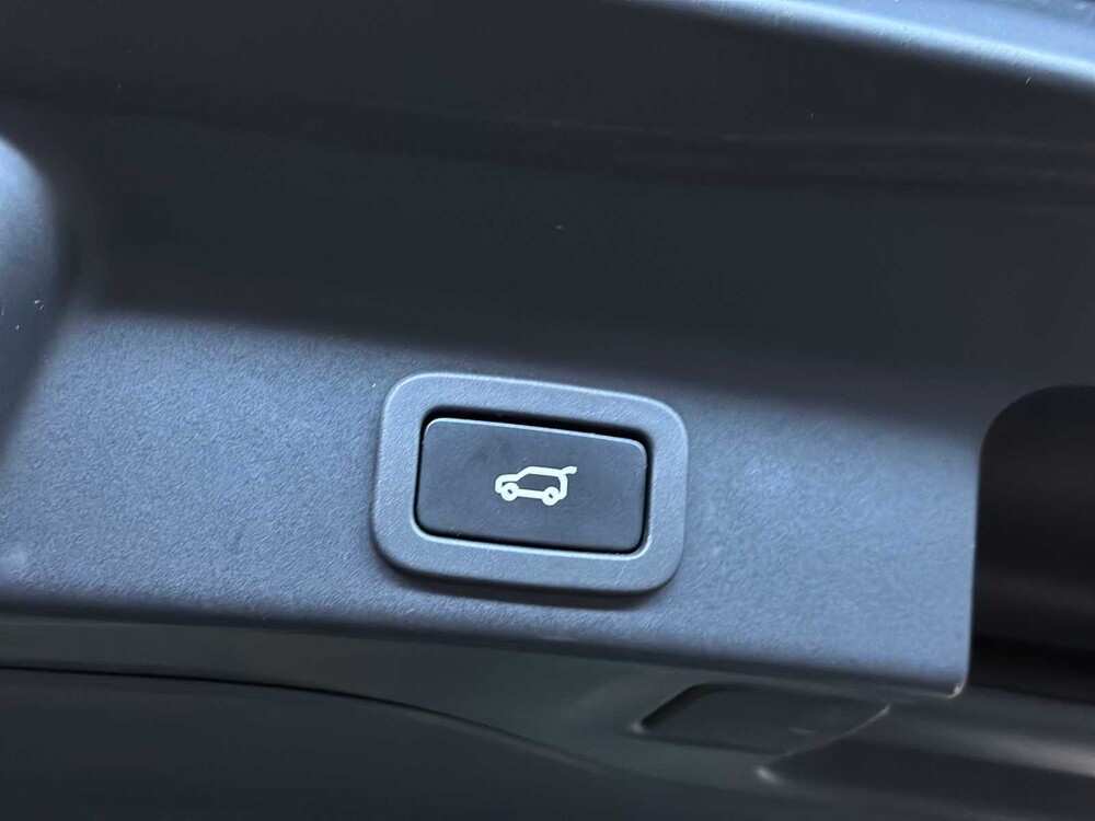 Jaguar F-PACE 2.0 Portfolio AWD 20d 2016 (origineel Nederlands)