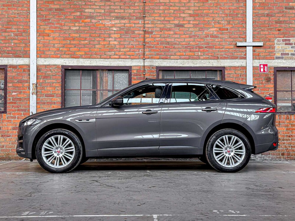 Jaguar F-PACE 2.0 Portfolio AWD 20d 2016 (origineel Nederlands)