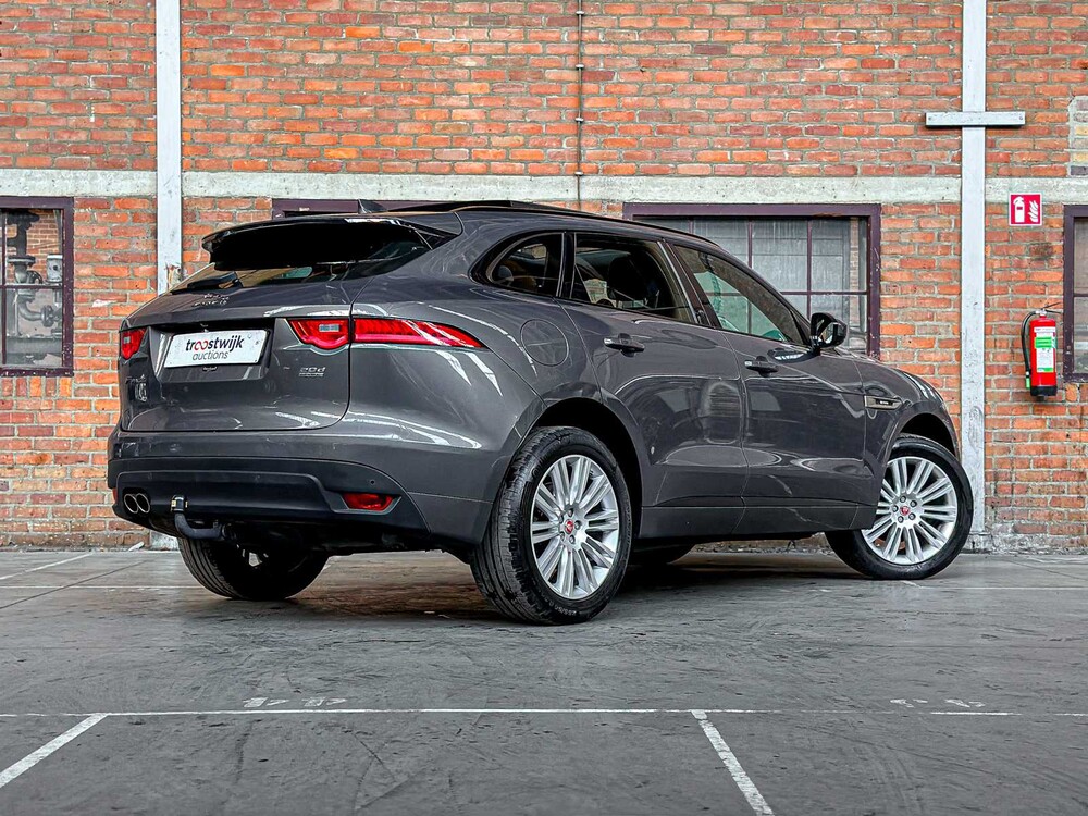 Jaguar F-PACE 2.0 Portfolio AWD 20d 2016 (origineel Nederlands)